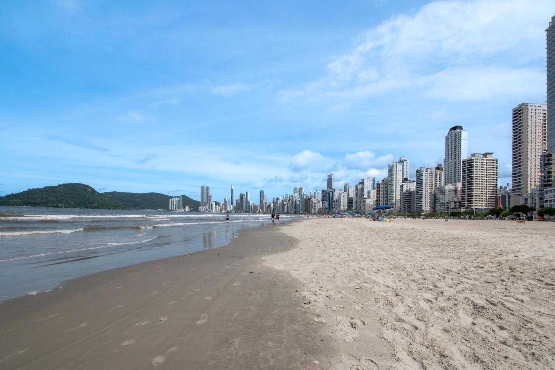 Apartamento Apto No Centro De Qz1935 Balneario Camboriu