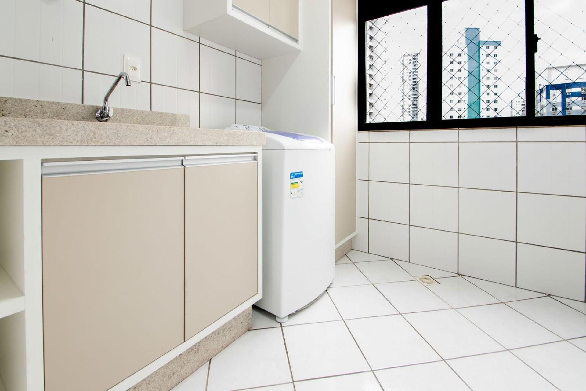 Apartamento Apto No Centro De Qz1935